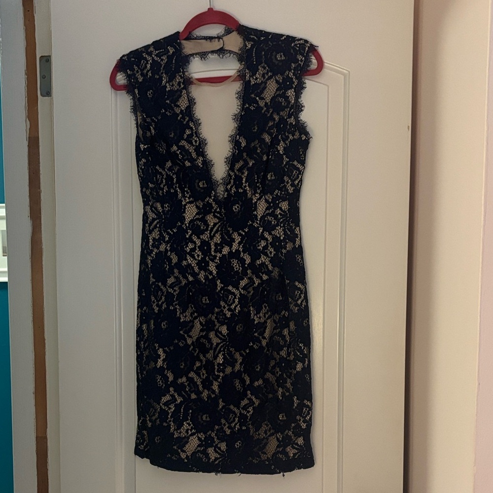 Navy aidan mattox Lace V-Neck Sleeveless Dress